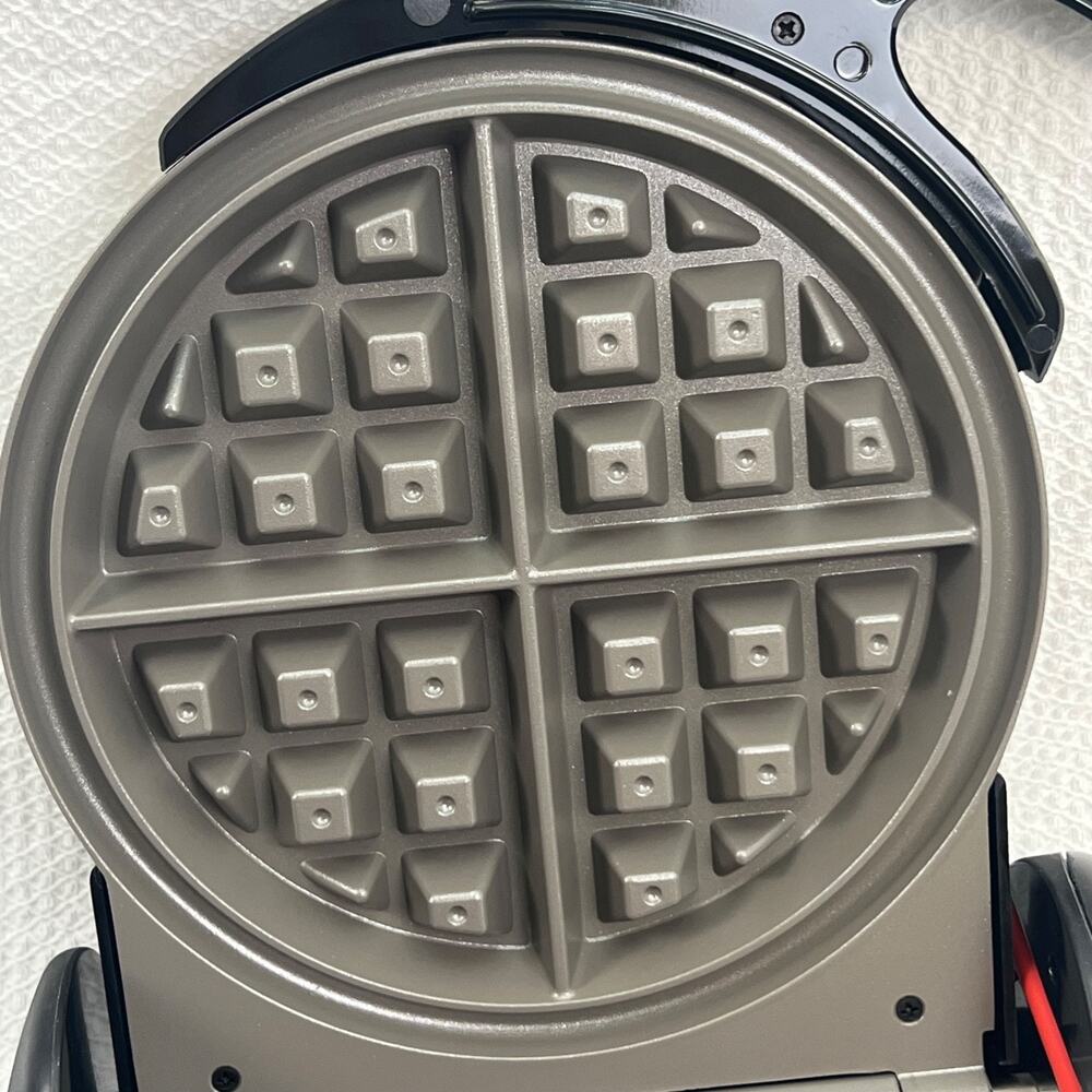 Presto FlipSide Belgian Waffle Maker 0351004 Ceramic Rotating Tested Working - Picture 7 of 14
